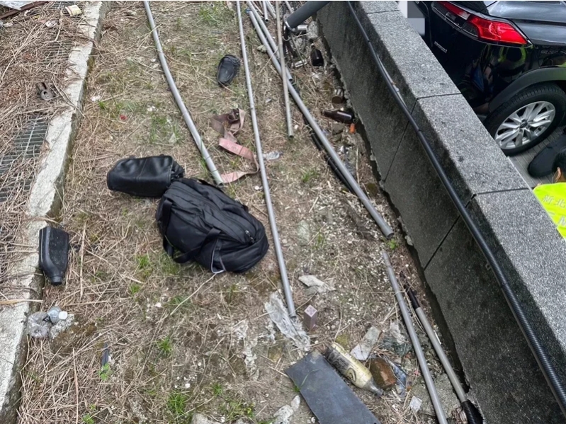 ▲鄭姓通緝犯爬窗意圖躲避警方查緝，過程卻不慎失足墜樓慘死。（翻攝畫面）