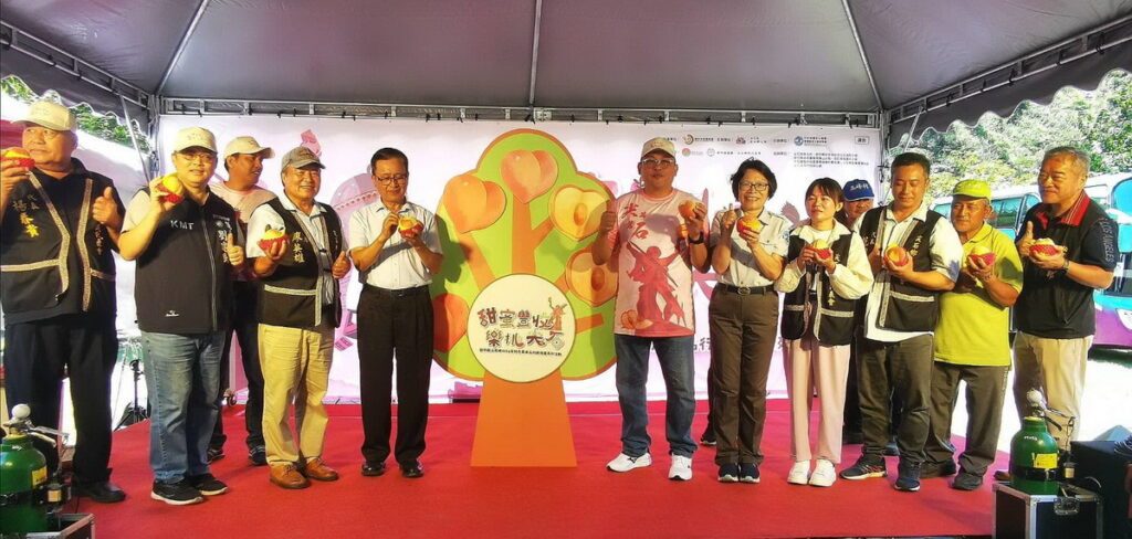 與會長官及貴賓大合影。