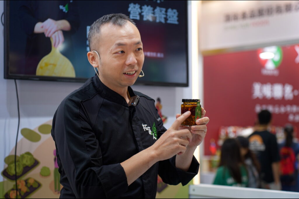 展區邀請廚師、營養師與民眾互動。