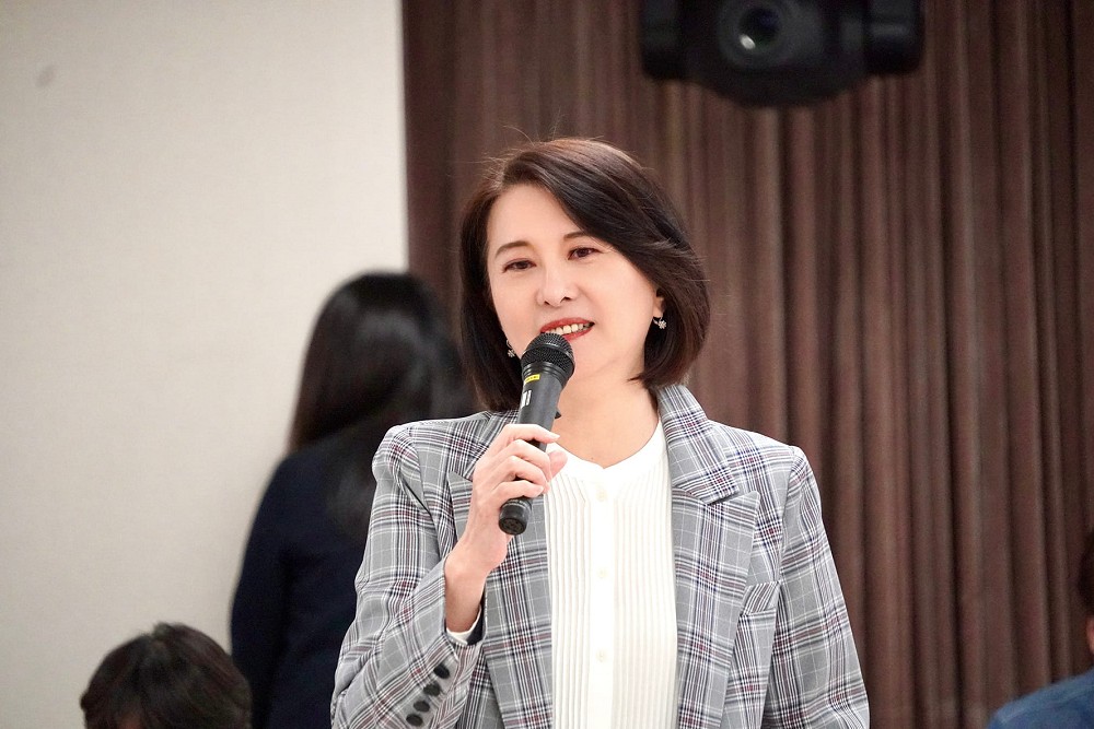 陸媒盯哨案找無報料者 王鴻薇諷:把「台灣的瑰寶」沈伯洋當塑膠? 234 陸媒盯哨案找無報料者 王鴻薇諷:把「台灣的瑰寶」沈伯洋當塑膠? 233