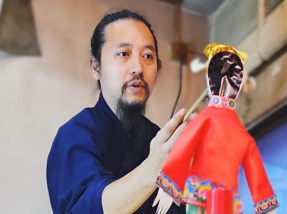 陳法齊大師暑假期間來台灣做靈探。(圖/業者提供)
