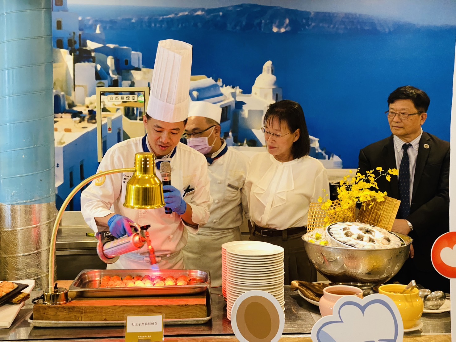 ▲劍湖山渡假大飯店本次配合暑假及國慶煙火旅遊檔期,以實際行動採購國產鰻魚,推出具地方特色又與眾不同的美味鰻魚特色料理,迎接即將到來的各地旅客。(記者陳雅琪攝)