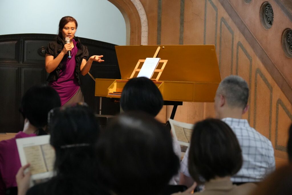 音樂節總監許舒堯於台灣大學文學院演出史維林克的鍵盤音樂。古鍵盤藝術提供