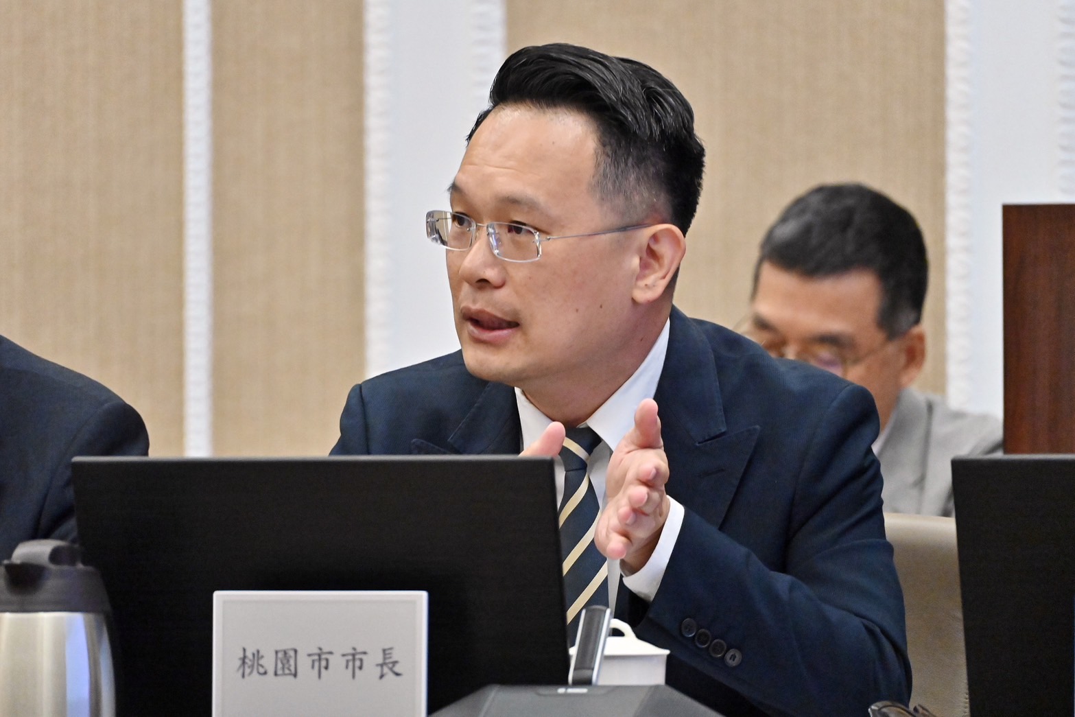 蘇俊賓提桃園經驗盼解全國公車人力荒 受卓榮泰認同 254 蘇俊賓提桃園經驗盼解全國公車人力荒 受卓榮泰認同 253