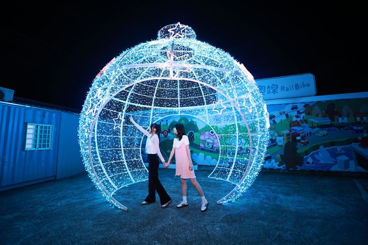 深澳鐵道自行車浪漫行 燦爛夏夜山海騎奇幻登場