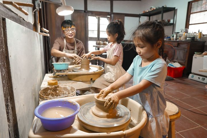 來當一日農夫!嘉義水上親子遊多元參訪 體驗手沖咖啡、手拉坏