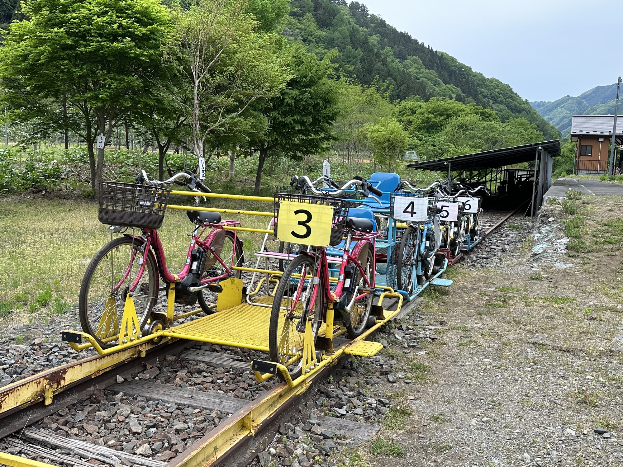 岩手縣宮古市活用廢棄鐵道振興地方 推鐵軌腳踏車騎乘