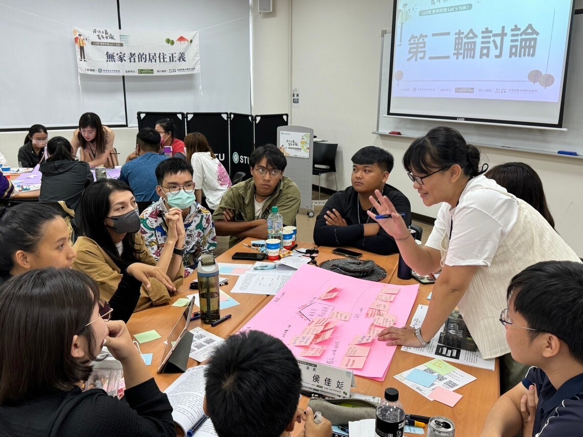 全台第１場青年好政Let’s talk討論屏東開跑