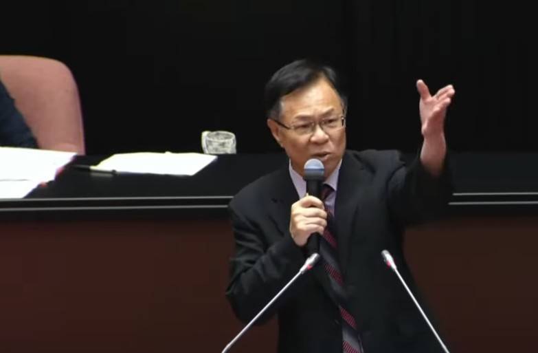 民眾黨立法委員張啓楷喊話綠委起義來歸,共同修法補破網。(圖/張啓楷國會辦公室)