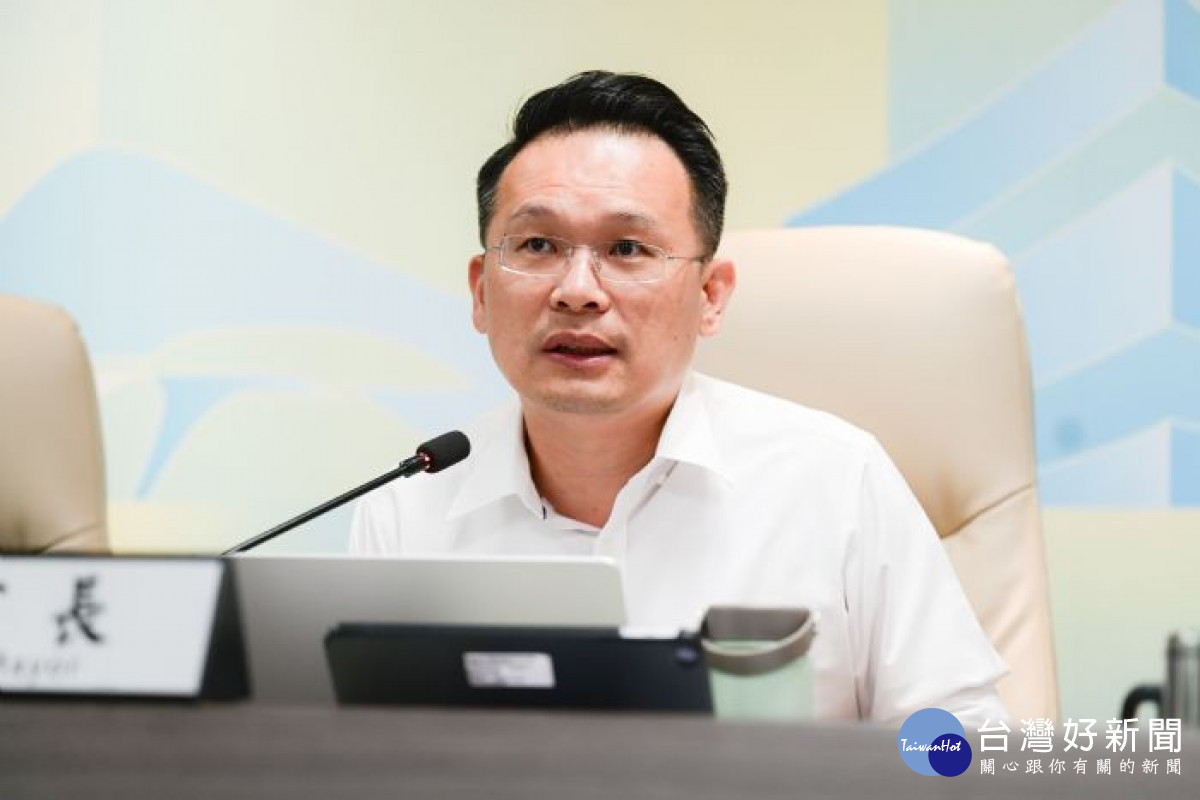 蘇副市長針對簡報內容提出意見。<br /><br /> <br /><br /> 