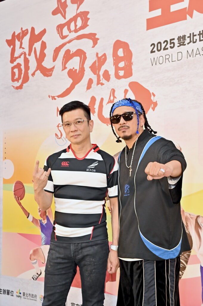 世壯運主題曲音樂統籌陳子鴻與主唱人葛西瓦現身記者會現場(臺北市文化局提供)