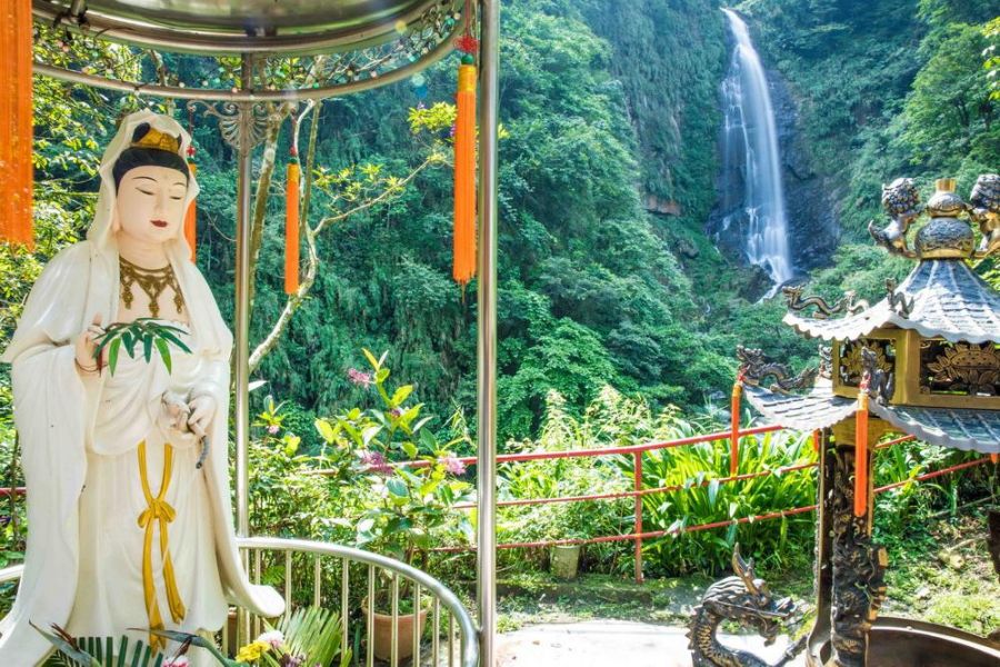 嘉義縣消暑出遊首選 暢遊竹坑溪步道、觀音瀑布飛瀑美景