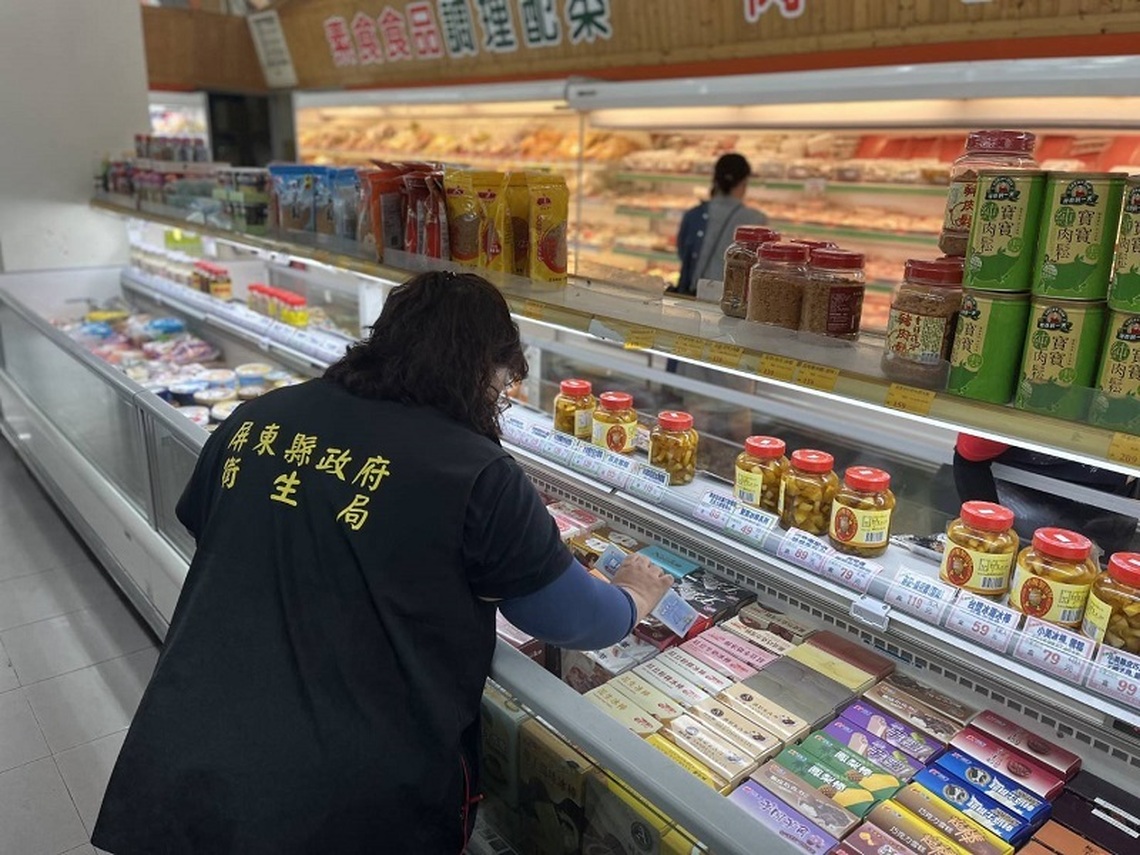 屏東縣113年冰品及飲料抽驗結果 均符合規定 請放心在屏東縣超商買冷飲