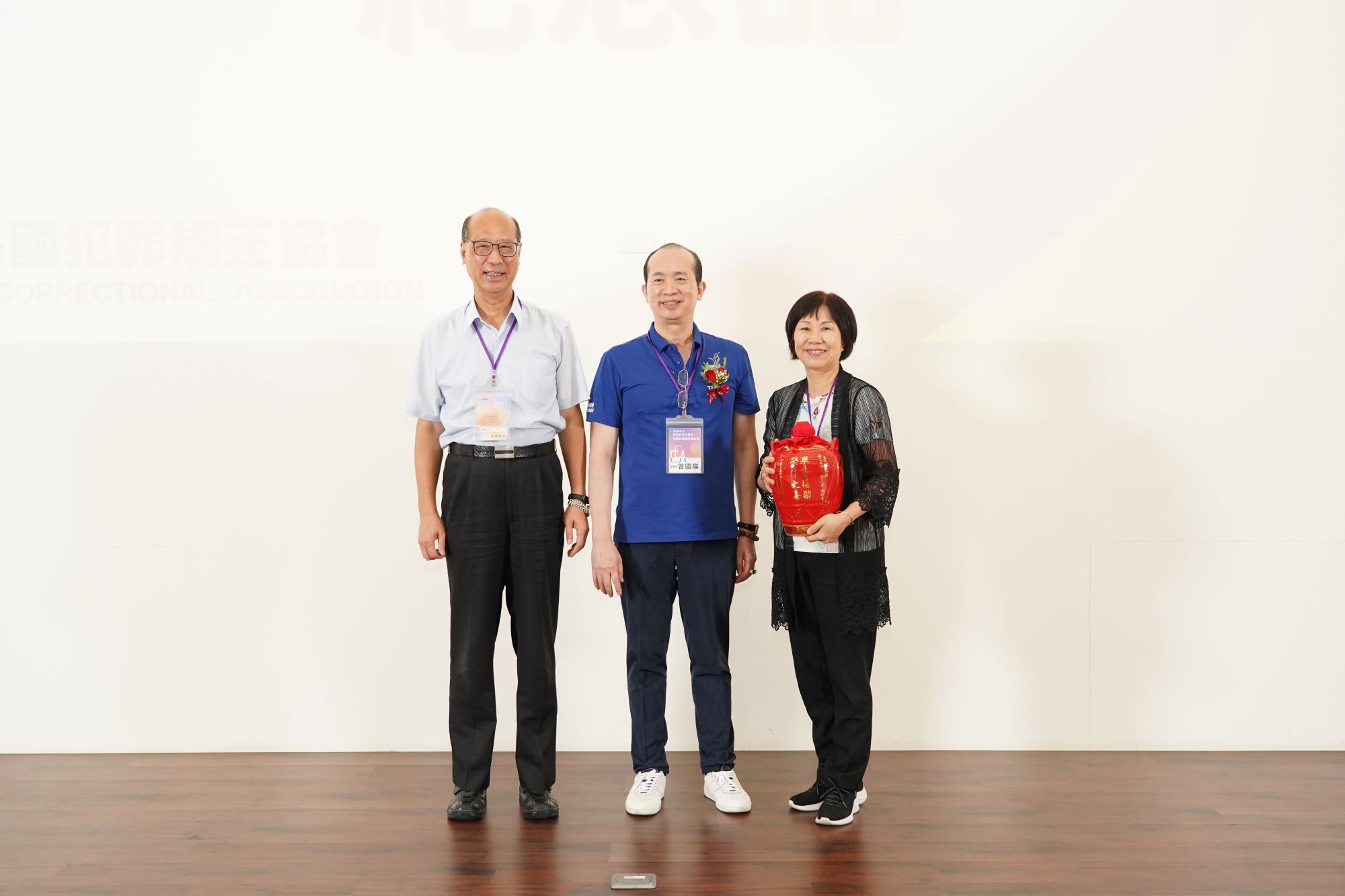 ▲台灣第一位女性典獄長台北監獄典獄長葉貞伶（右），也將於本月16日屆齡退休。（圖／記者陳彥霖翻攝）