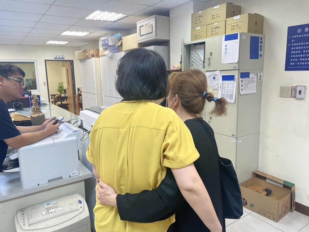 新北警機先阻詐 當鋪通報與警聯手救3000萬房產 216 cnews204240713a03
