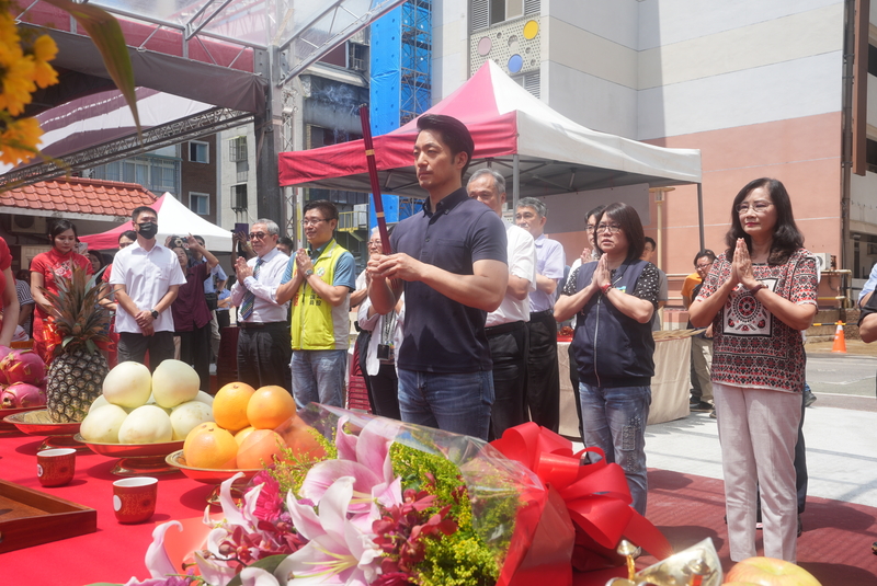 民進黨立委吳沛憶今天(13日)痛斥北市府針對一年前的幼兒園狼師案處置不當,台北市長蔣萬安親上火線回應。圖為其日前出席敬老院動工儀式。圖/中央社