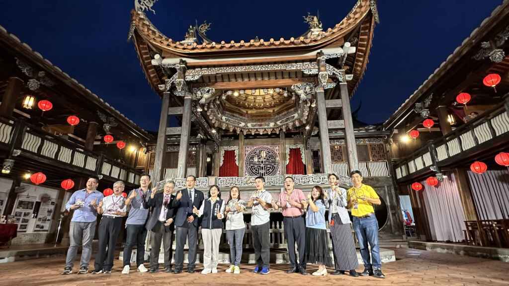▲台中國際糕豐會系列活動「糕豐盛事」在霧峰林家宮保第園區舉辦首屆午茶會,展現百年糕餅與建築百年古蹟相結合的獨特魅力。(台中市觀旅局提供)