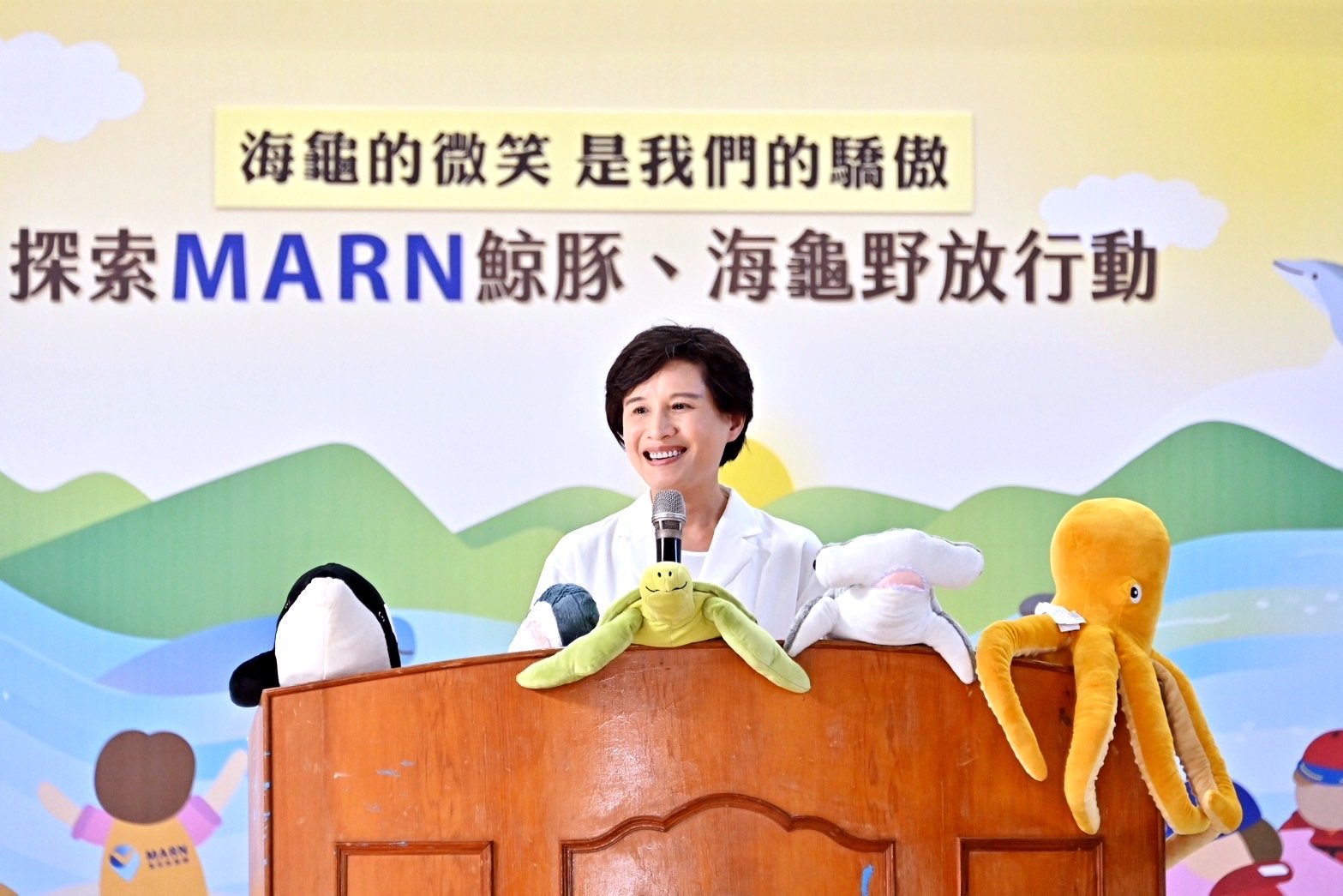 鄭麗君今出席「海龜的微笑是我們的驕傲」活動時,針對核三延役提出「核安要確保」、「核廢料有解方」兩大前提。行政院提供