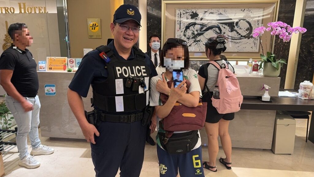 ▲圖說:來臺自由行的港籍女子不慎將手機遺落Ubike,員警試撥號碼秒尋獲 (圖/台中市政府 提供)
