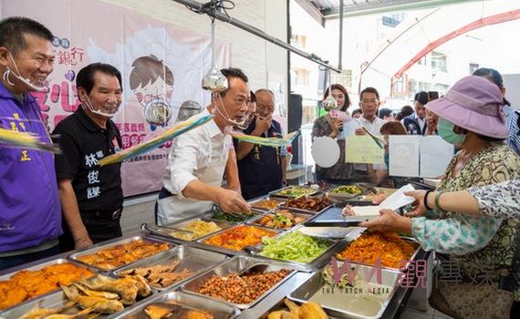嘉義縣感謝愛心待用餐公益捐贈 在地企業暖心暖胃響應