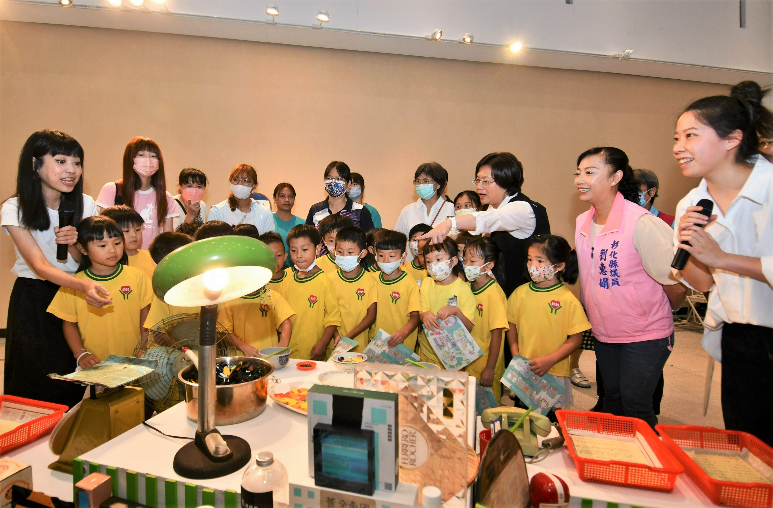 ▲2024彰化兒童藝術節首波推出聲音特展，把展區化身為縮小版的員林「聲景地圖」，讓小朋友可以聽得到、摸得到、玩得到。（記者張溎壕攝）