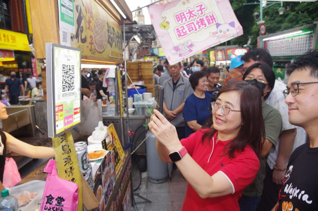 走入臺北夜市,便能品嘗好味道,吃遍全臺北