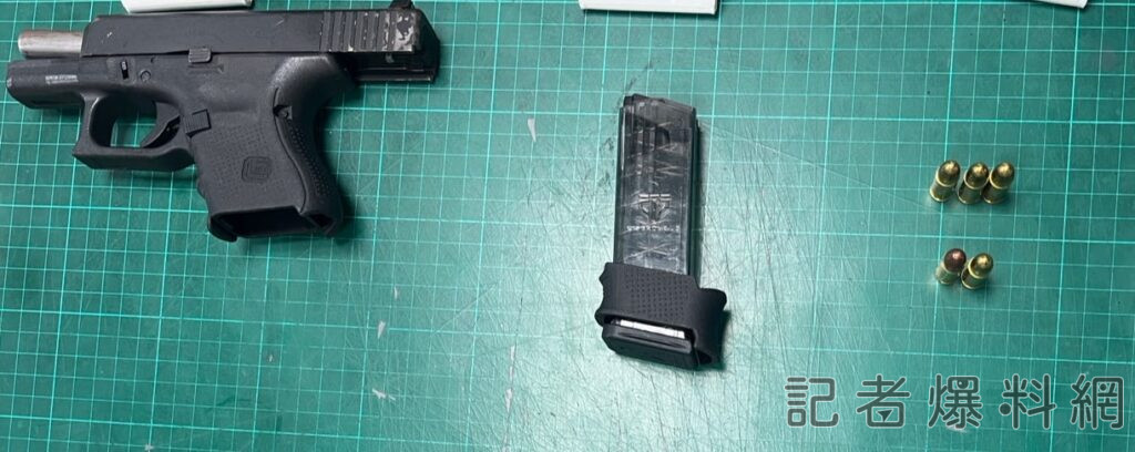▲警方逮獲31歲陳姓男子，起獲涉案槍枝1把子彈5顆等物。（圖／民眾提供）