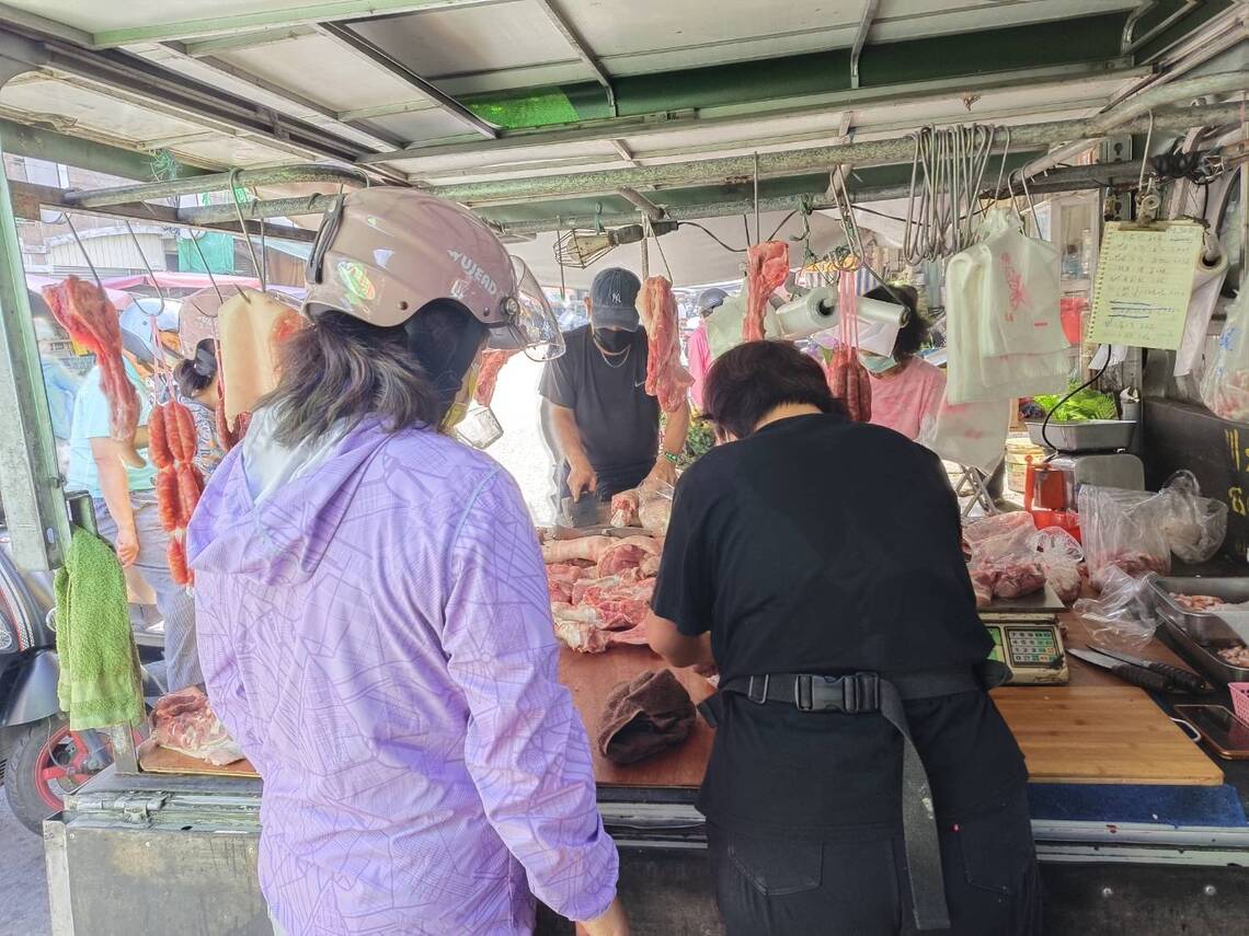 品樂豬肉 品牌有知名度 但是人在江湖,休息卻身不由己