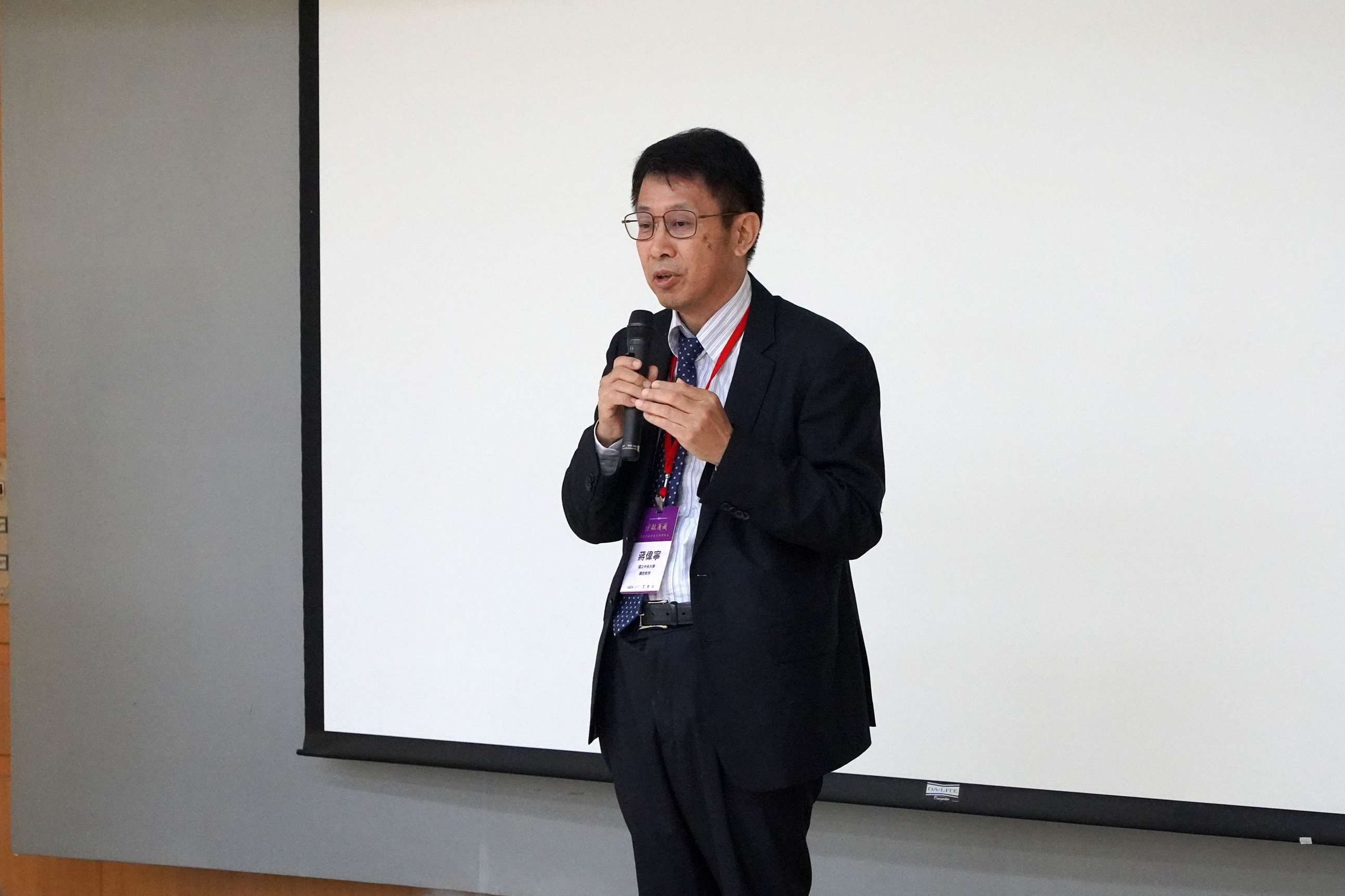 ▲前教育部部長蔣偉寧對大葉大學在通識教育方面的努力和遠見表示肯定。（記者張溎壕攝）