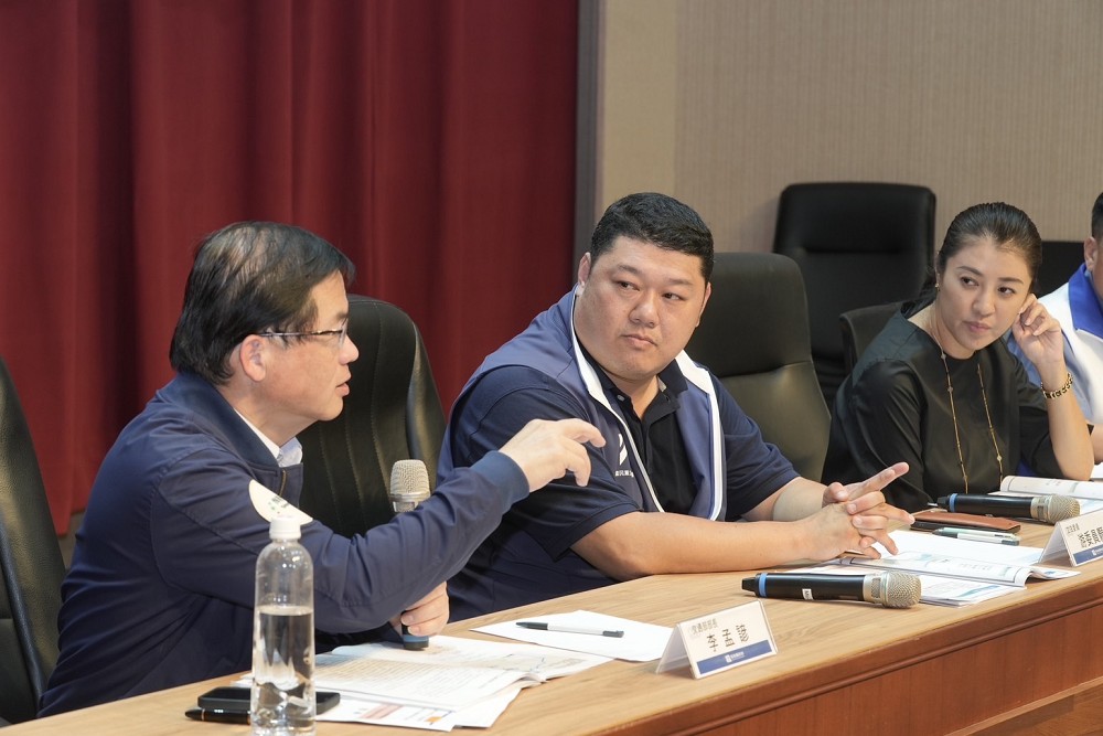 游顥指南雲交流道「半套」8年 李孟諺允諾盡速核定可行性評估 234 游顥指南雲交流道「半套」8年 李孟諺允諾盡速核定可行性評估 233