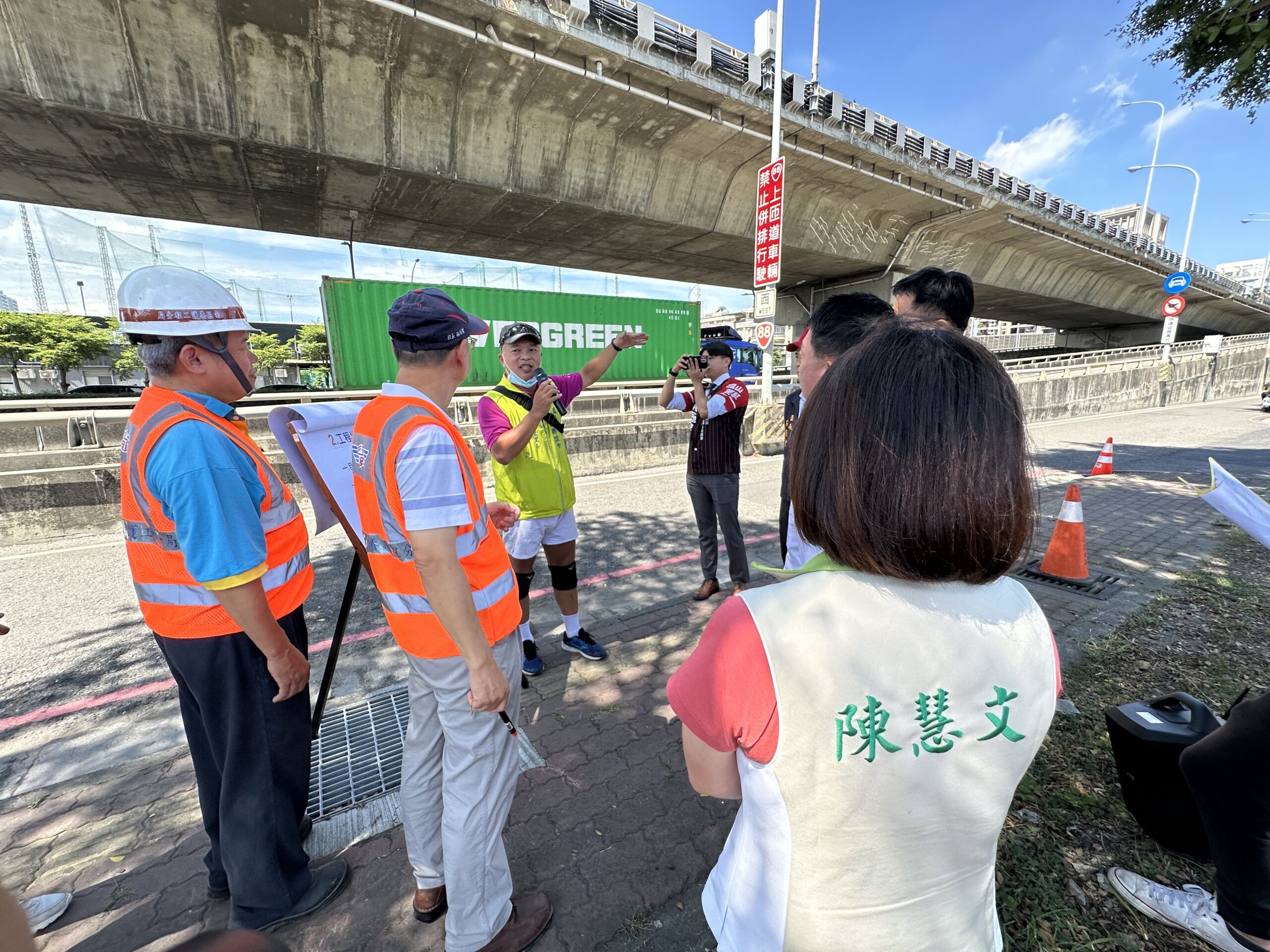 逐一解決88快速道路問題 立法委員許智傑：8月底隔音牆工程就會完工 匝道拓寬也會有好消息