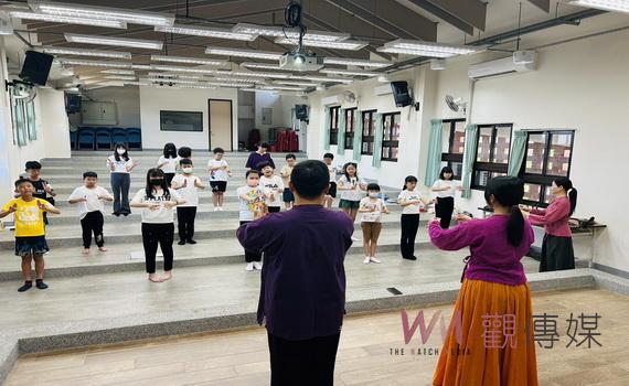 彰化縣遊樂翻轉夏令營傳承戲劇藝術 國小學體認南管說唱之美