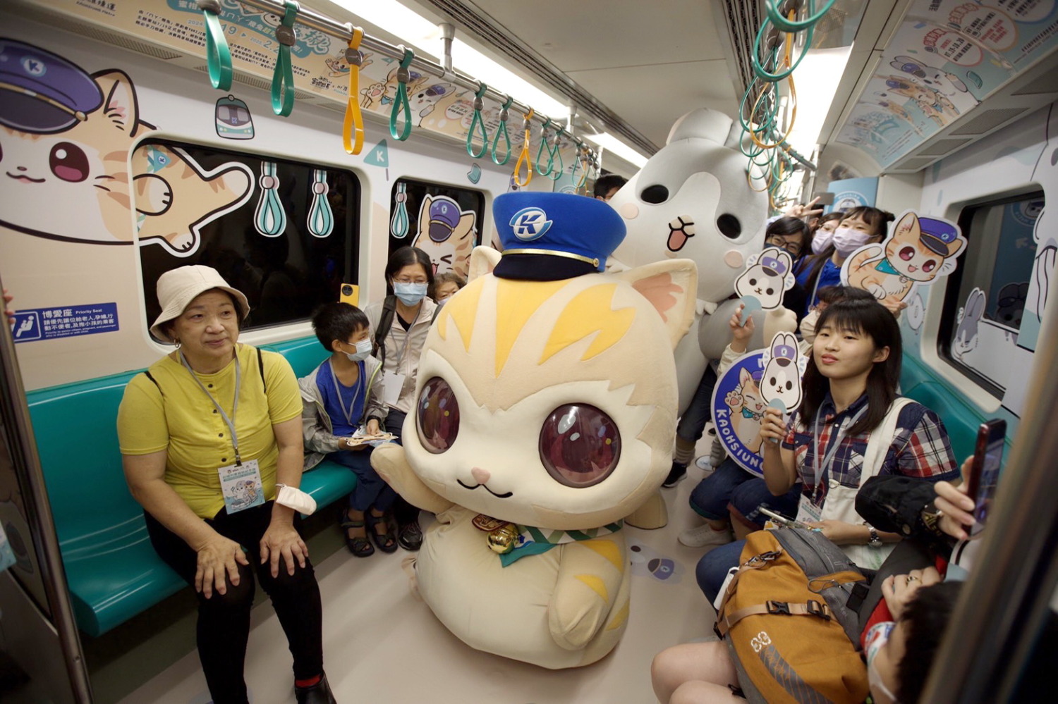 可愛風暴來襲！今夏最萌「蜜柑站長xㄇㄚˊ幾兔」聯名彩繪列車開跑！