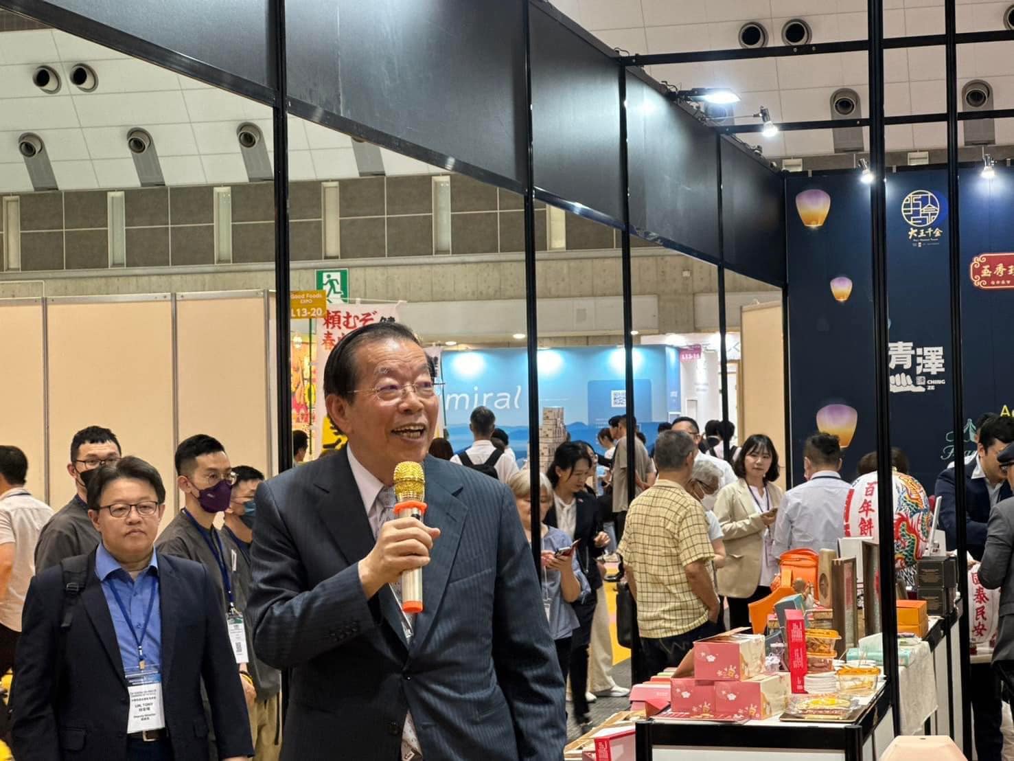 【胡文琦專欄】謝長廷的虛矯與晚節不保? 238 【胡文琦專欄】謝長廷的虛矯與晚節不保? 237