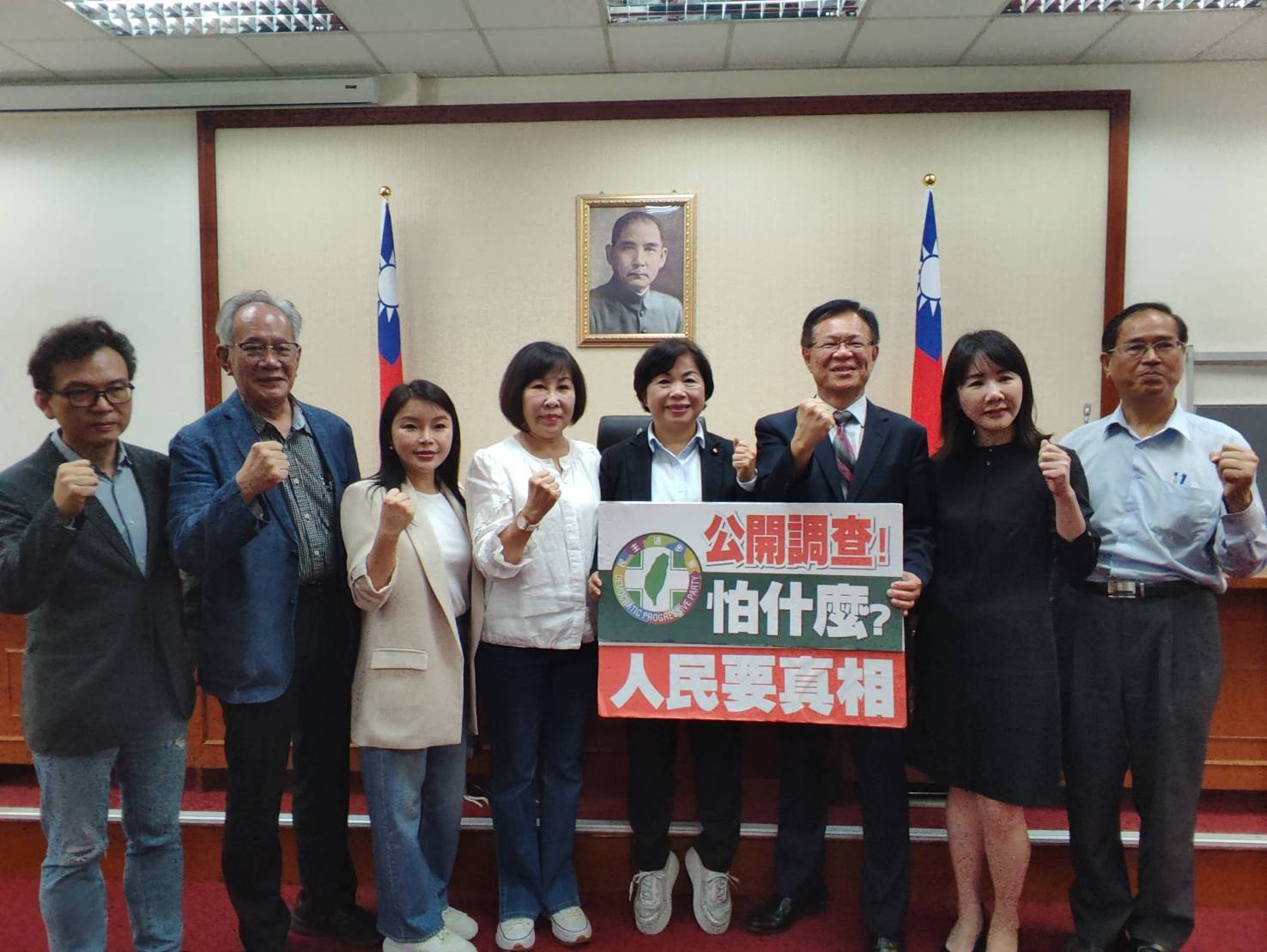 張啓楷強調,他的辦公室已經清查出去年和前年進口雞蛋至少20大疑點。(圖/張啓楷國會辦公室)