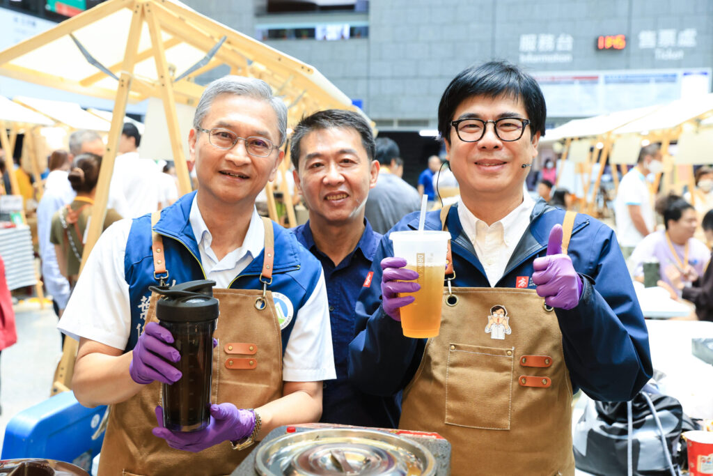 參與「高雄人‧自綠生活」活動 減碳淨零綠生活 食衣住行一起go