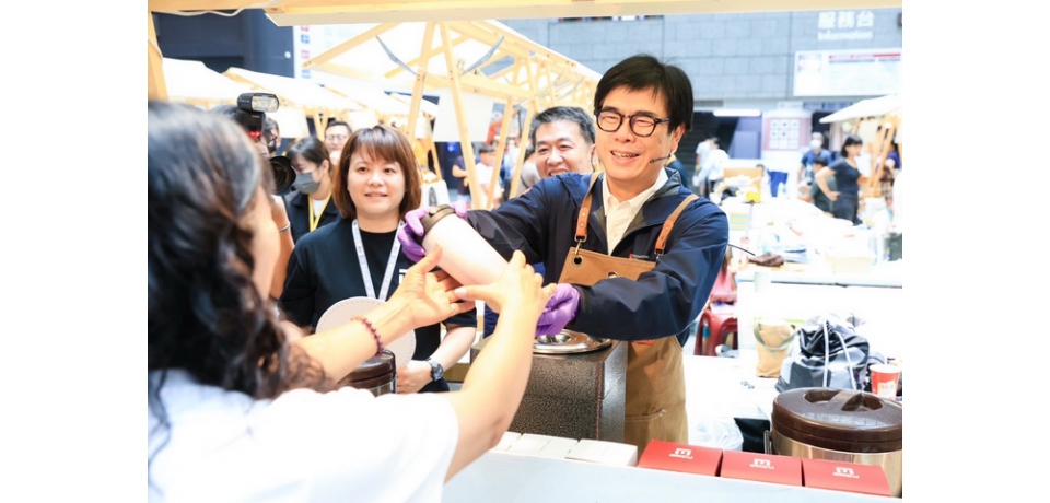 「高雄人‧自綠生活」提倡淨零 陳其邁盼從生活面向落實永續