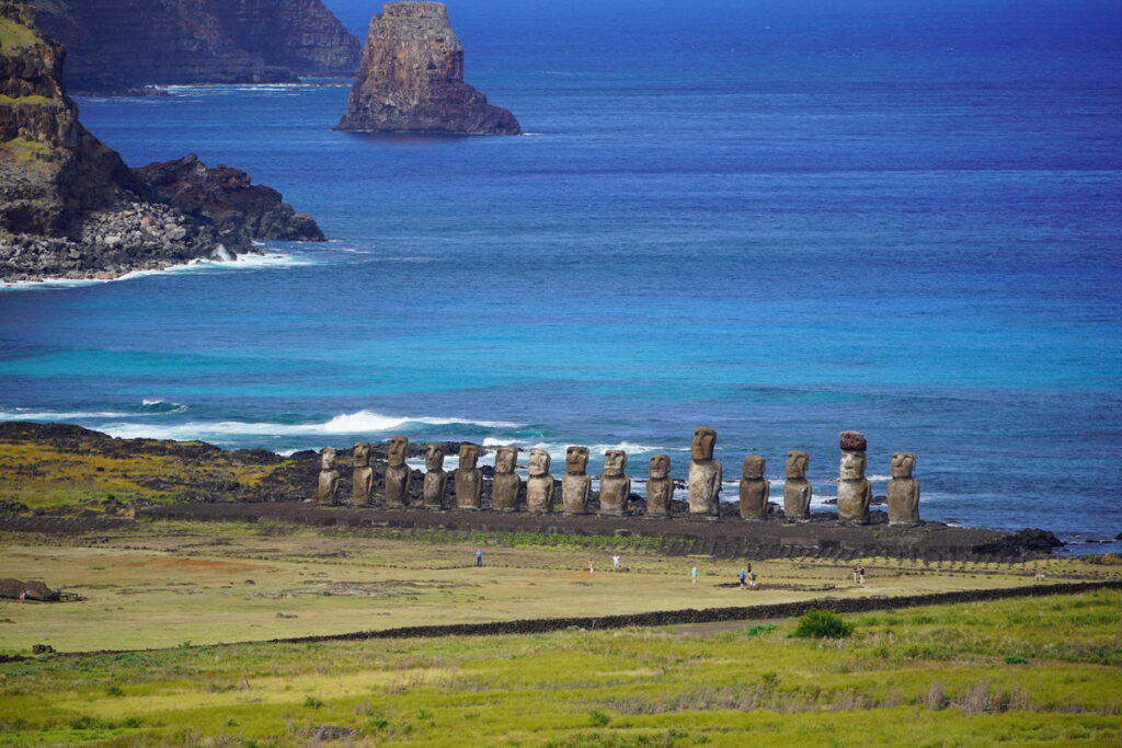 復活節島阿胡 · 湯加里基神殿（Ahu Tongariki）摩艾像