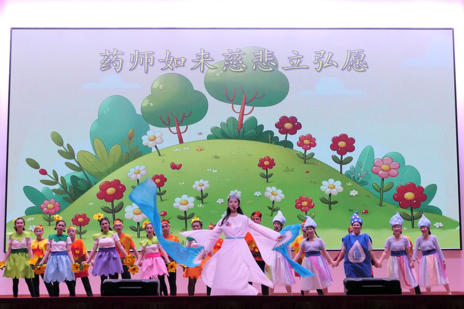 從一開始的放不開,到全心投入當下、徹底融入舞台氛圍,也讓彼此的默契更加乘。