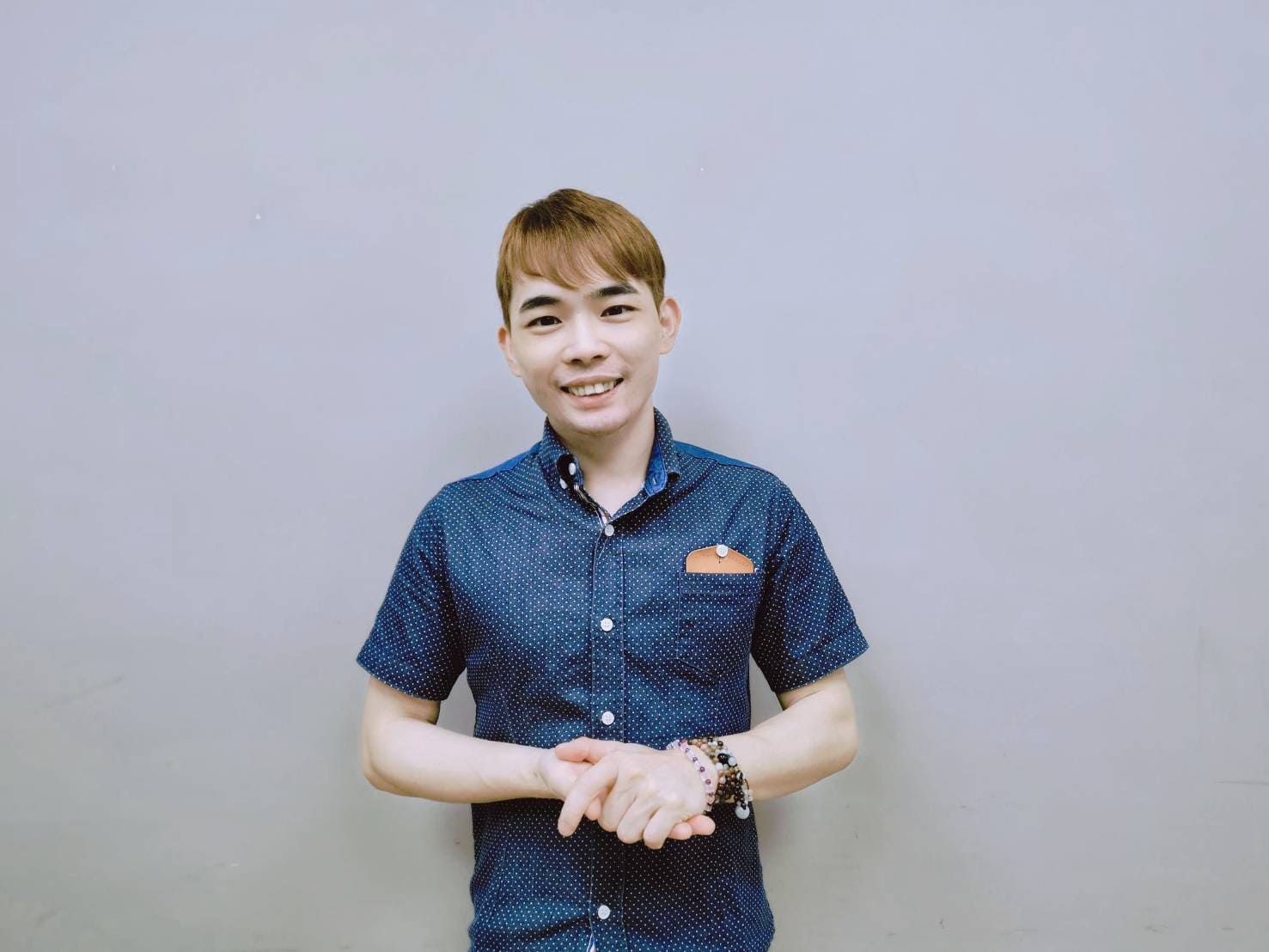 傑出優秀青年義廚朱俊廷。(圖/社團法人小樹傳愛協會提供)