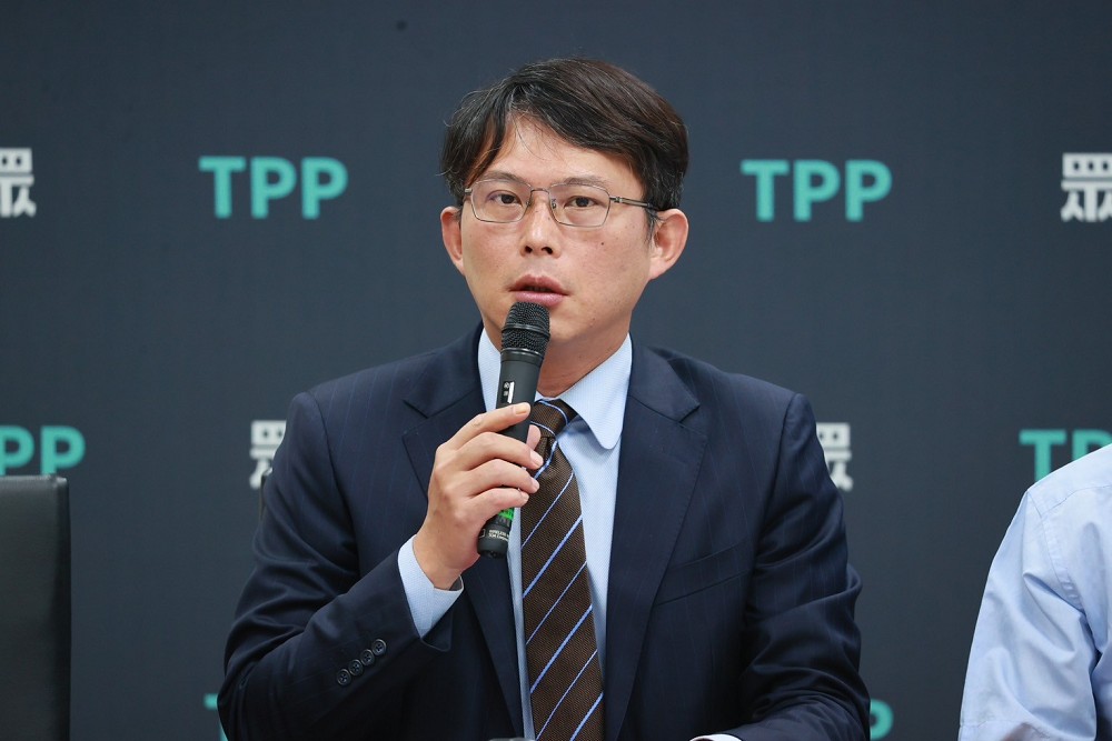 聯合再生釐清疑慮前經濟部不發電業執照 黃國昌批:緩兵之計 246 聯合再生釐清疑慮前經濟部不發電業執照 黃國昌批:緩兵之計 245