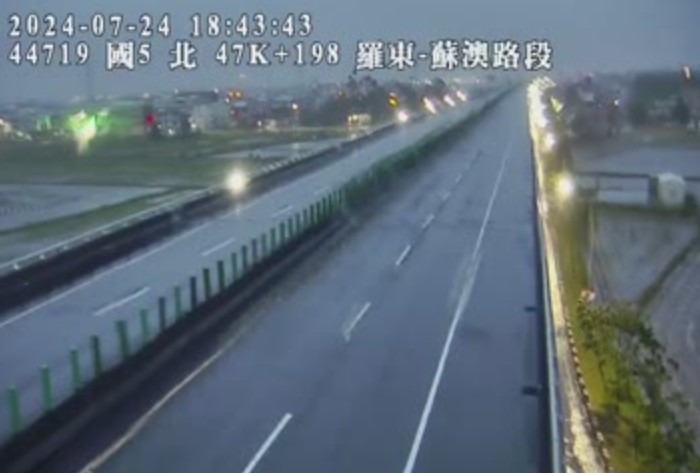 （圖／翻攝自高速公路1968網站即時路況影像）