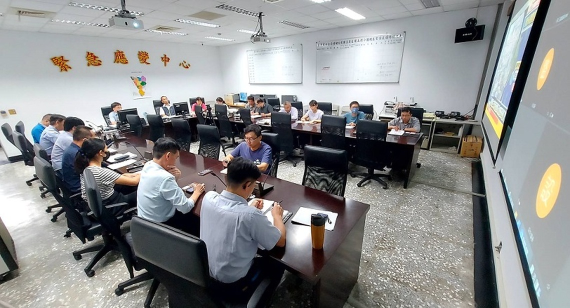 中颱凱米來勢洶洶 台電高雄區處動員百人防颱
