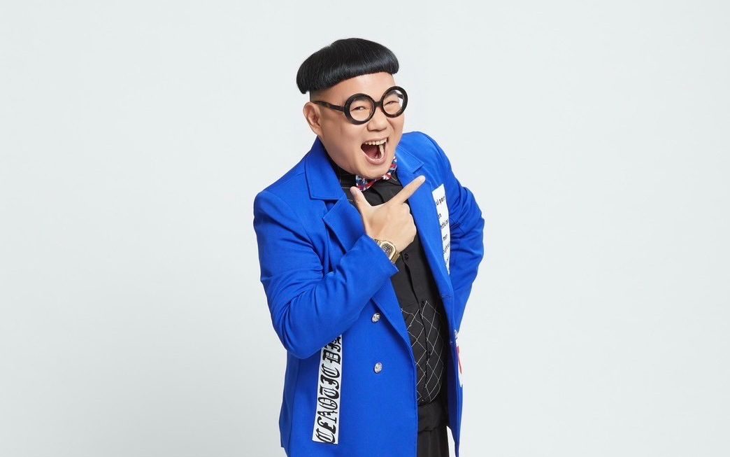 蜆仔合體暗黑界IU 直擊AV拍片現場