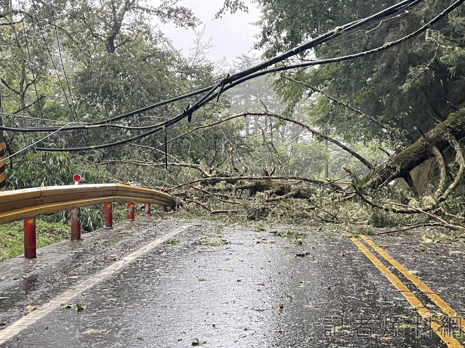 颱風凱米風雨導致梨山道路受損 幸福巴士即起暫駛