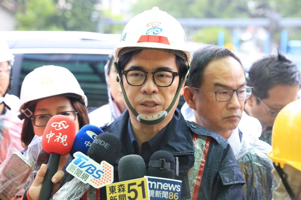 凱米颱風日雨量超過莫拉克 高雄抽水機站全數運轉 陳其邁視察本和里滯洪池籲民眾留意豪大雨