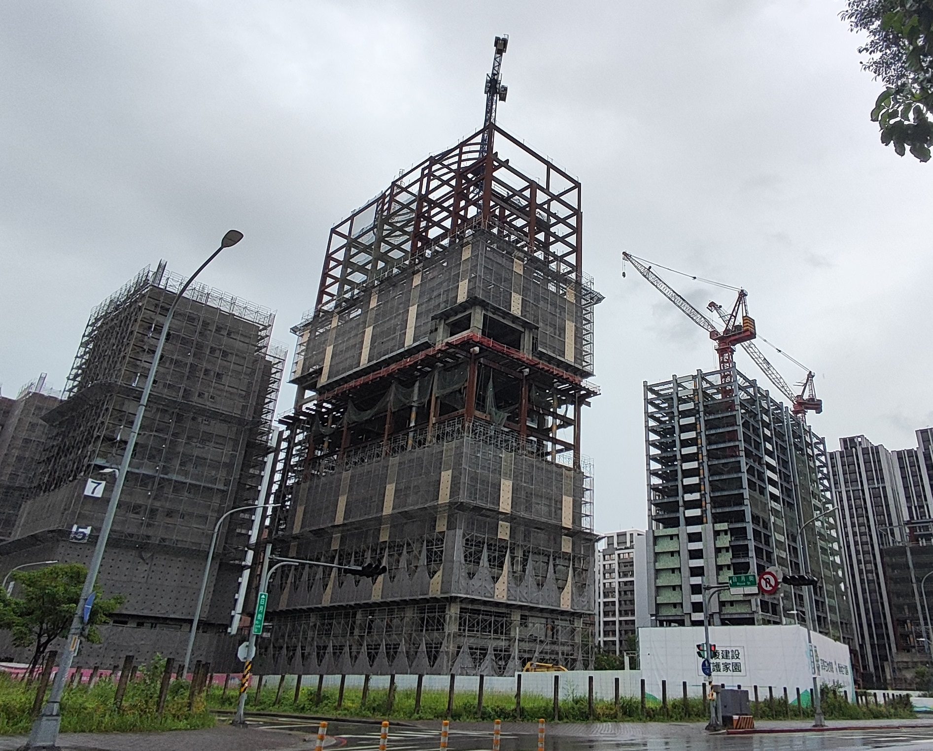 颱風後災損復原工作 新北勞檢處提醒巡檢、評估、防護三重點