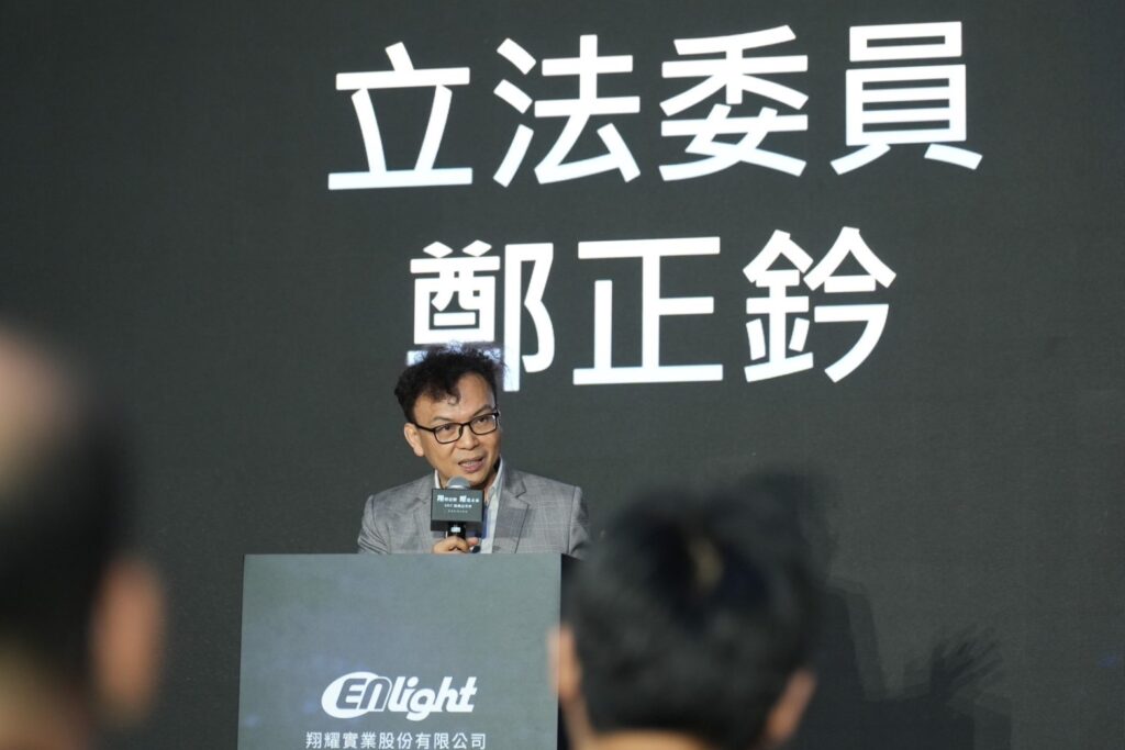 翔耀實業攜手美超微及各界成立AI算力中心 鄭正鈐呼籲穩定電力與人才培養
