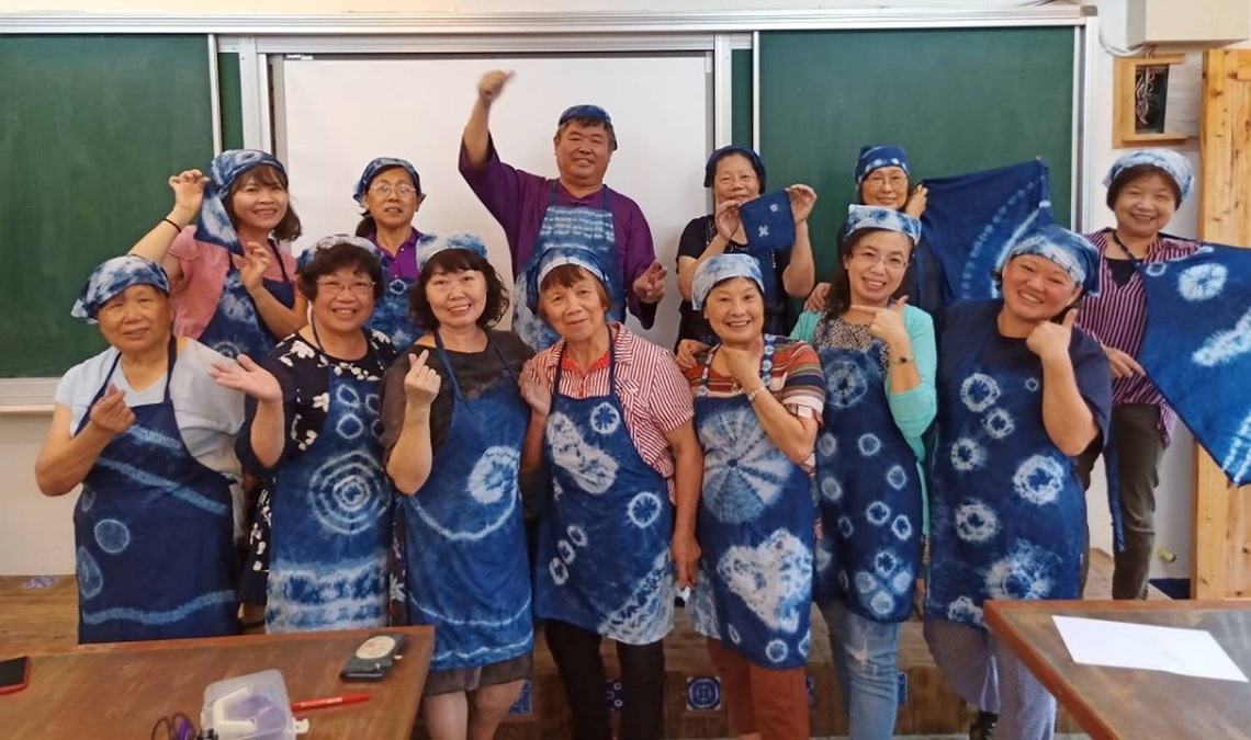 推廣客語點亮孩子未來 竹縣退休教師羅中慧獲教育奉獻獎
