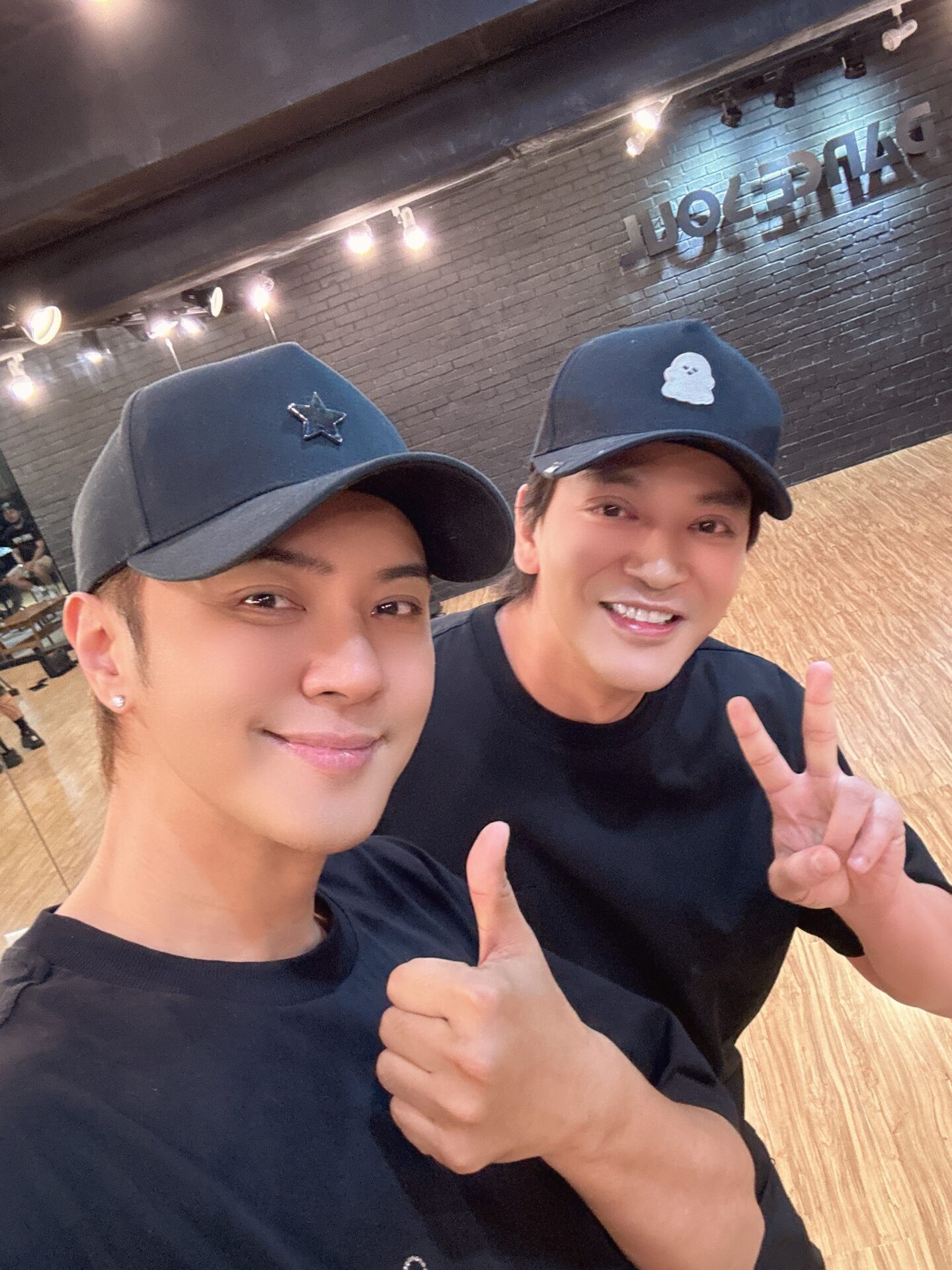 陳曉東扮DANCER尬舞竟一秒被識破 驚喜探班羅志祥